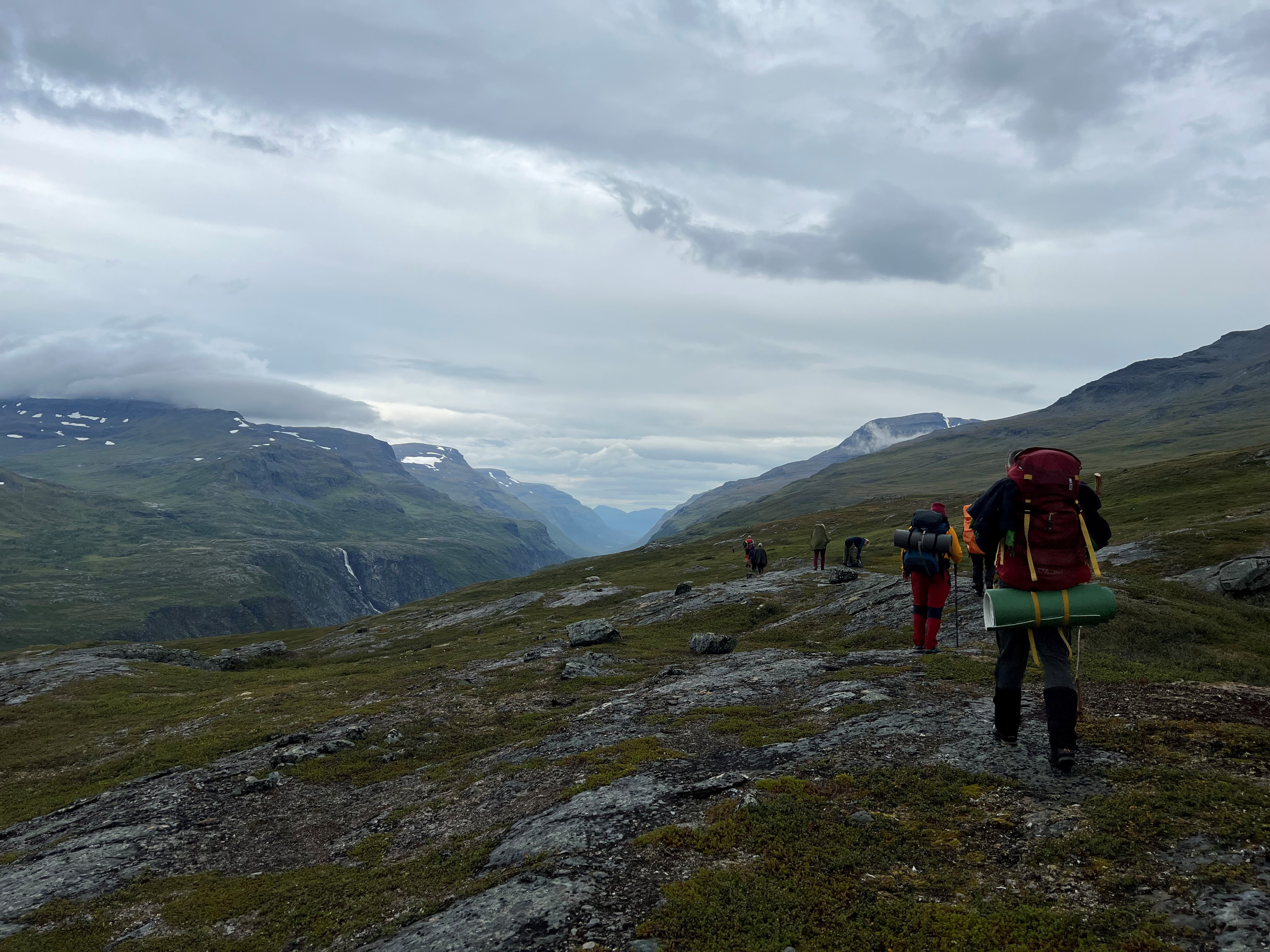 Gruppe inn i horisonten